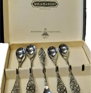 Vintage Dutch Sola Massief Silverplated Filigree Spoons